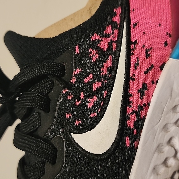 NIKE EPIC REACT - Picture 6 of 12